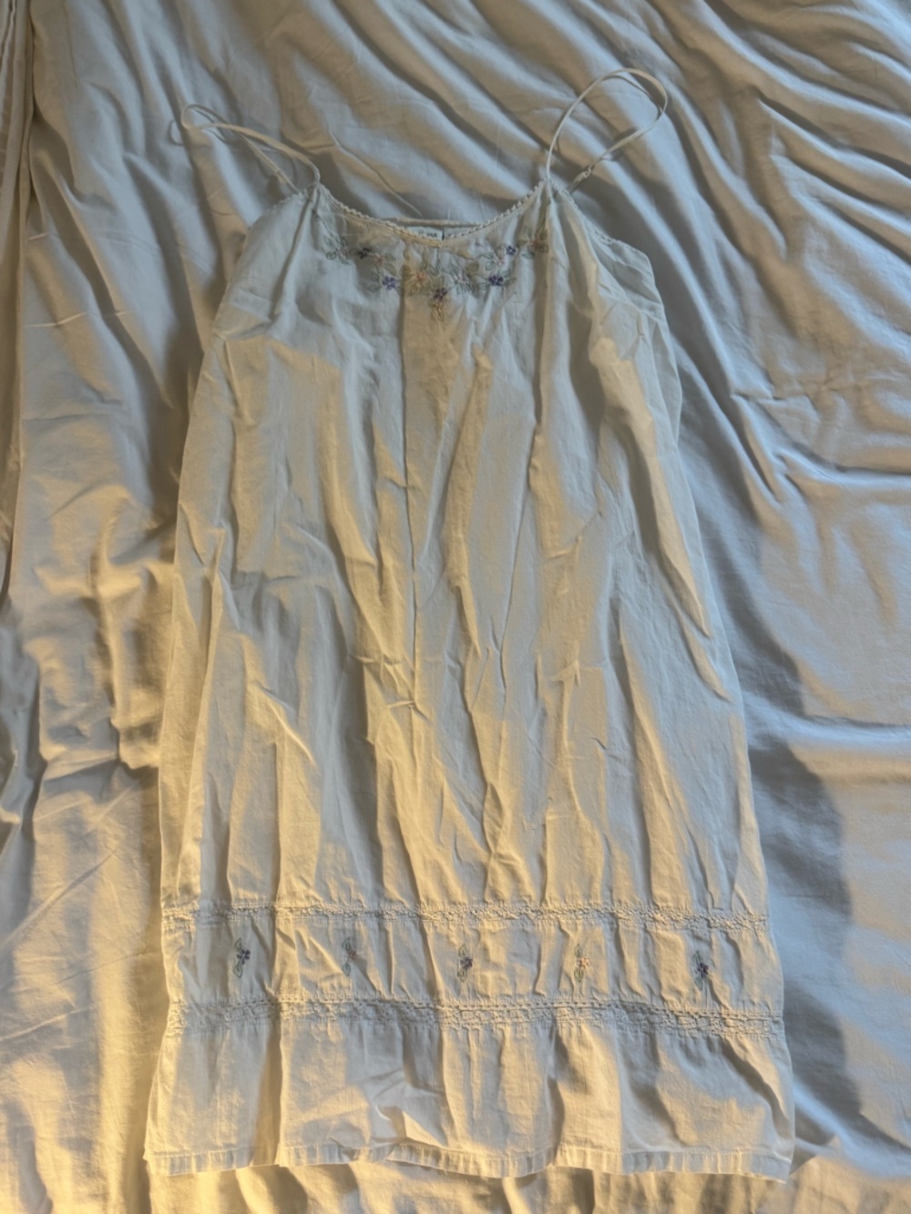 White Embroidered Cotton Chemise Slip - Picture 2 of 4